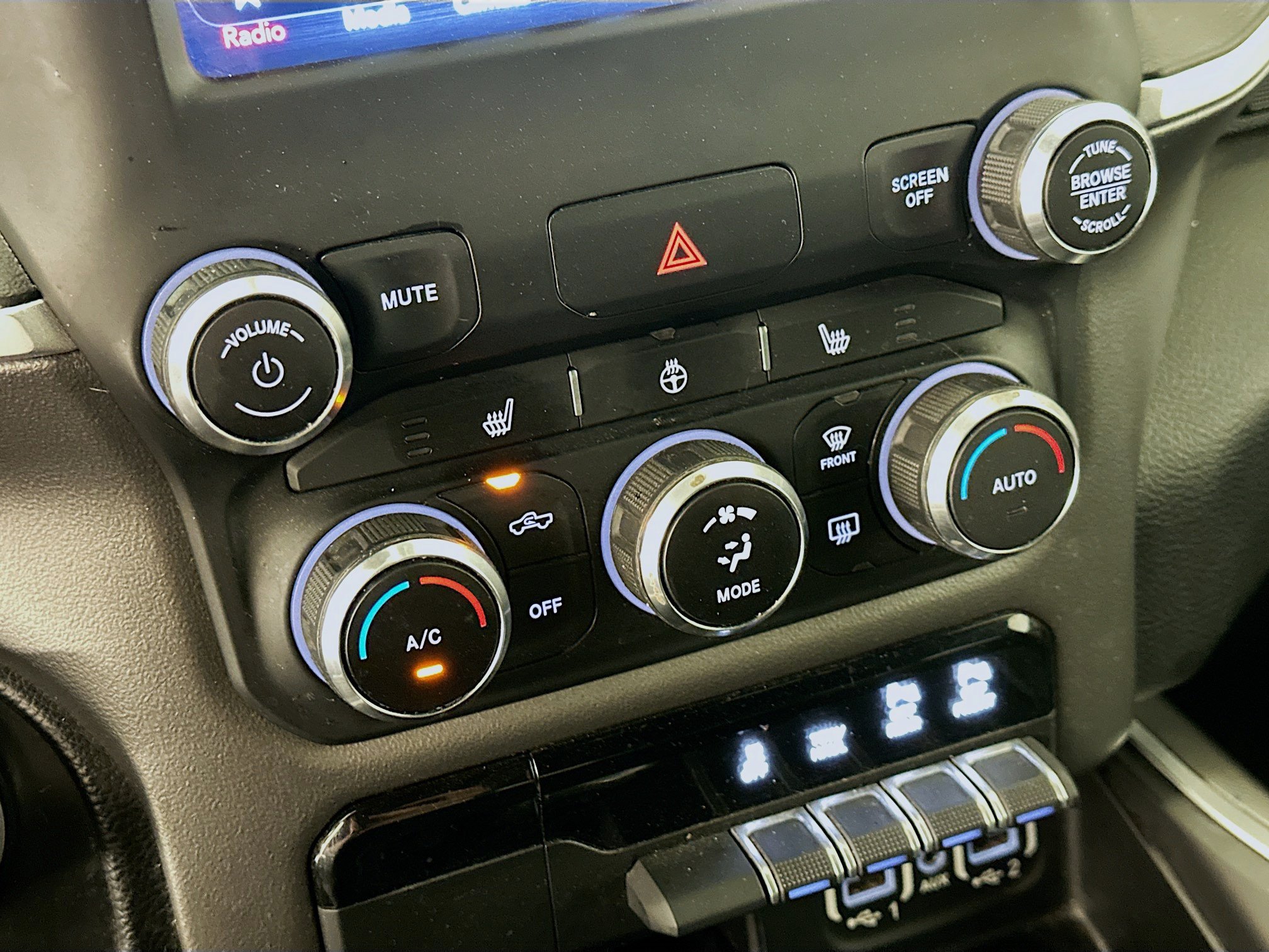 Used 2020 RAM 1500 Big Horn AWD/4WD image 23