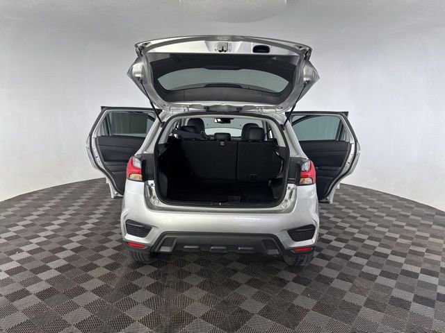Used 2025 Mitsubishi Outlander Sport ES image 19