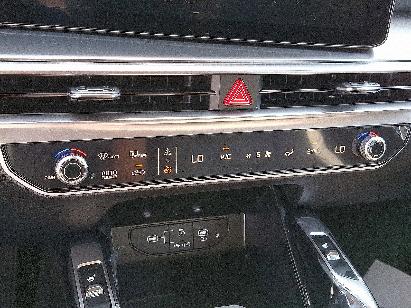 New 2026 Kia Sorento EX image 14