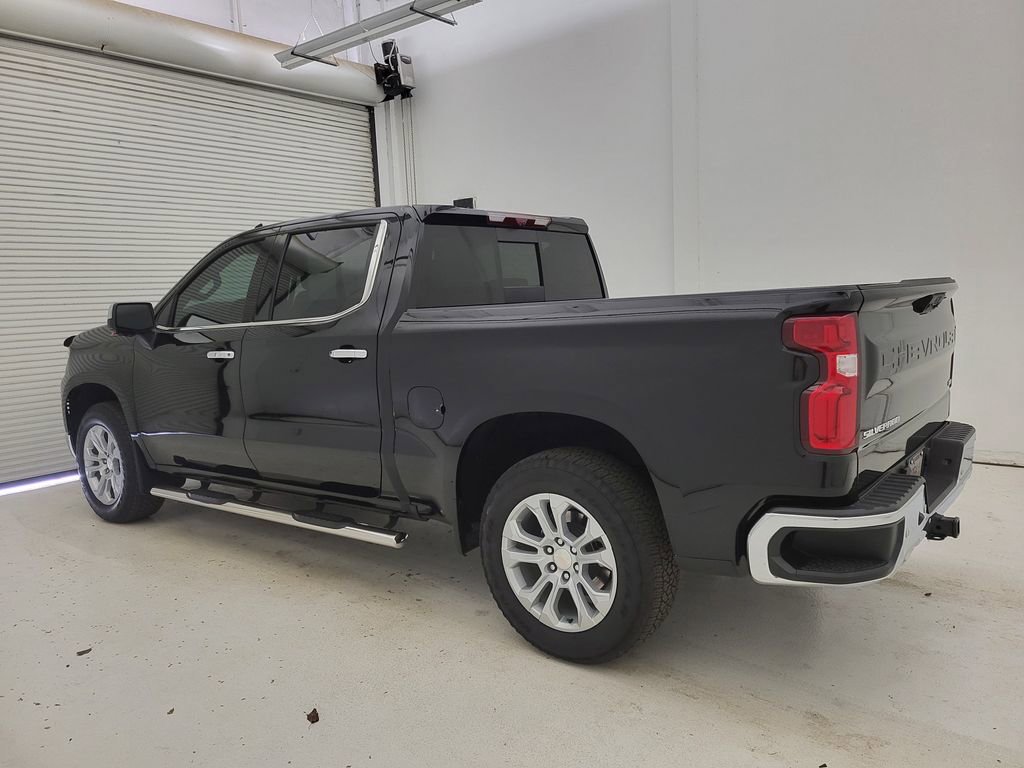Used 2025 Chevrolet Silverado 1500 LTZ w/ LTZ Premium Package image 28