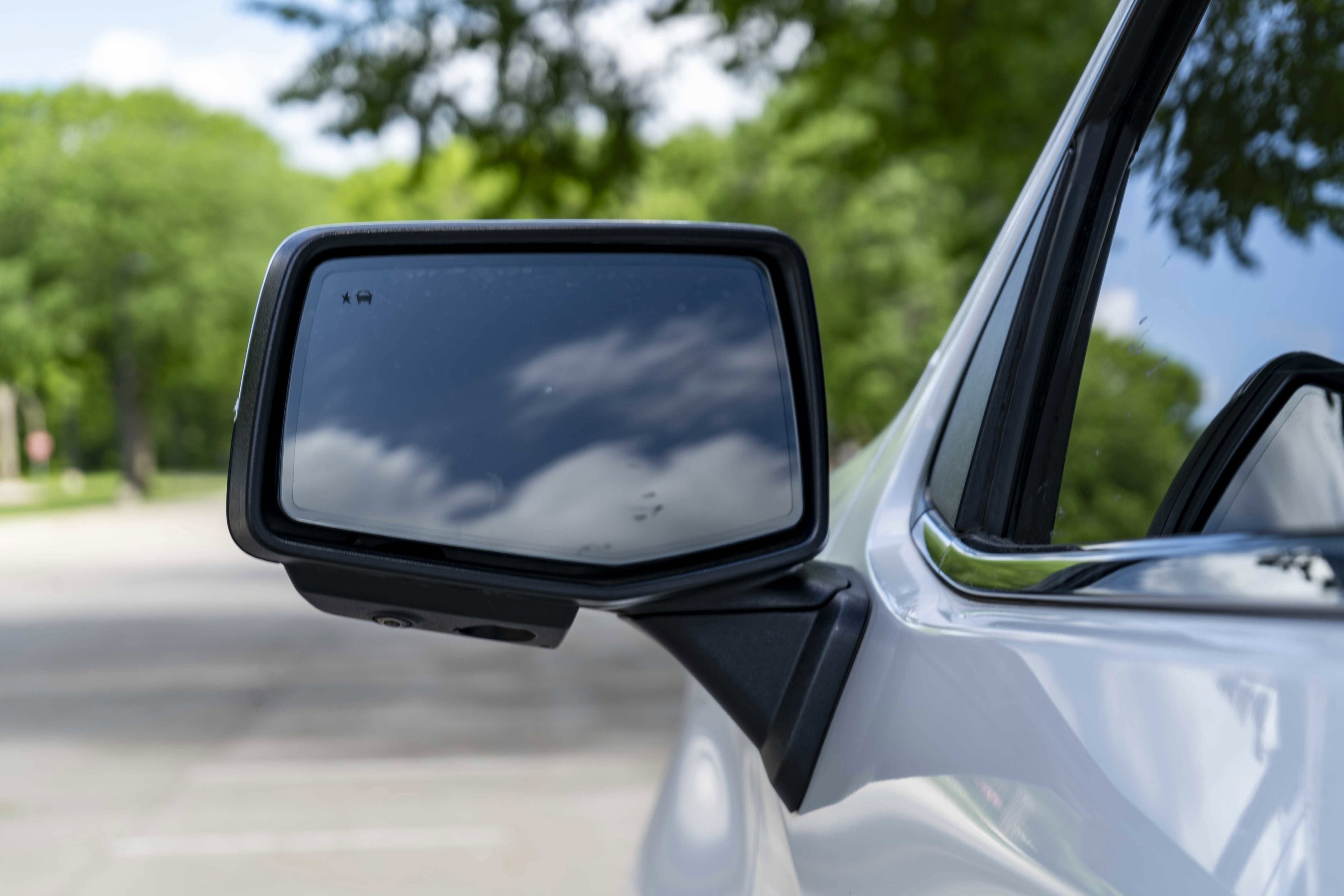 Used 2022 Chevrolet Silverado 1500 LTZ image 12