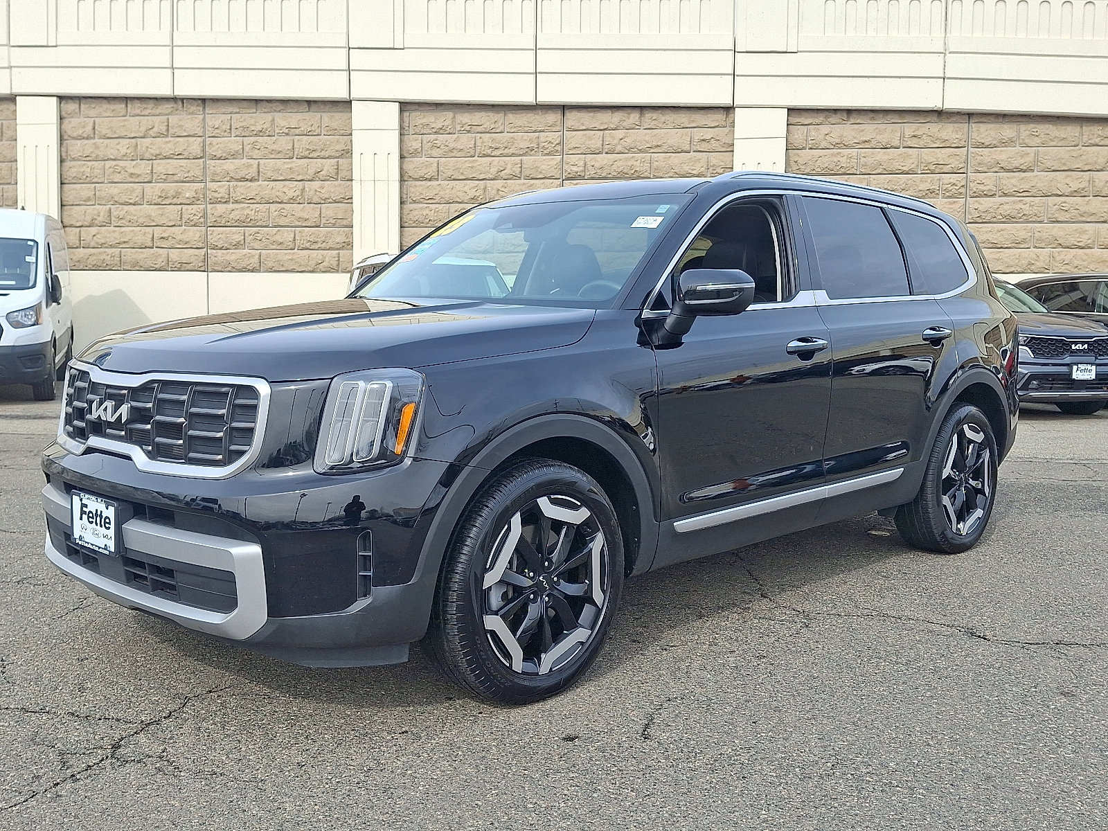 Certified 2023 Kia Telluride S w/ S Sunroof Package image 1