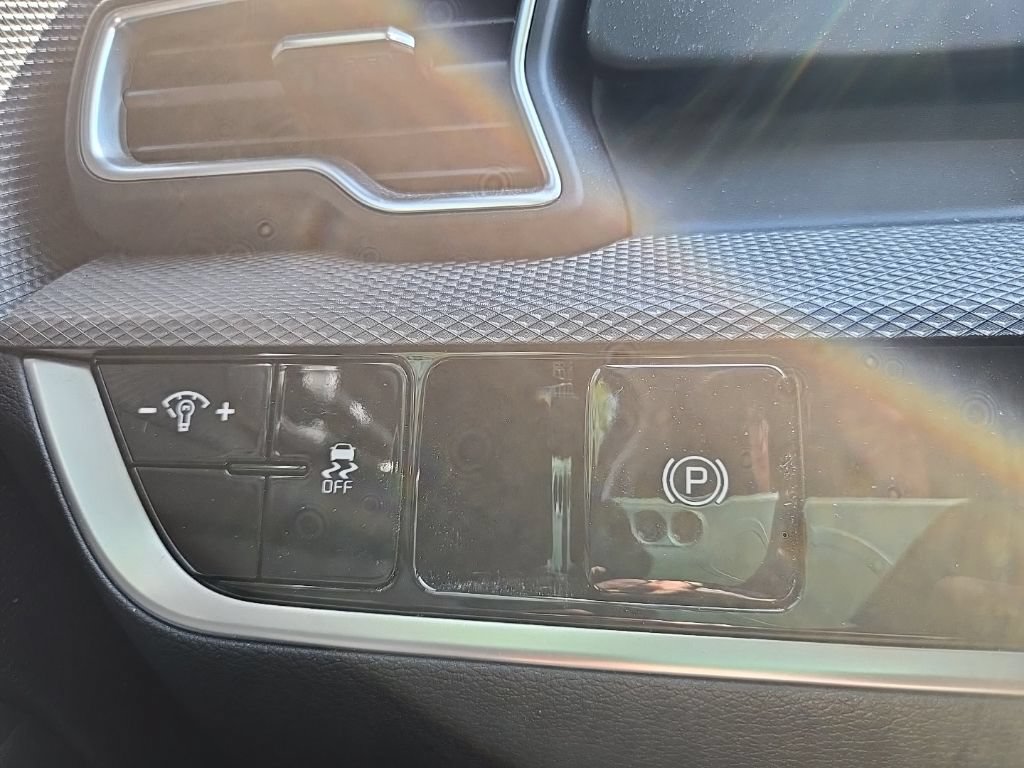 Certified 2023 Kia Sportage LX AWD/4WD image 28