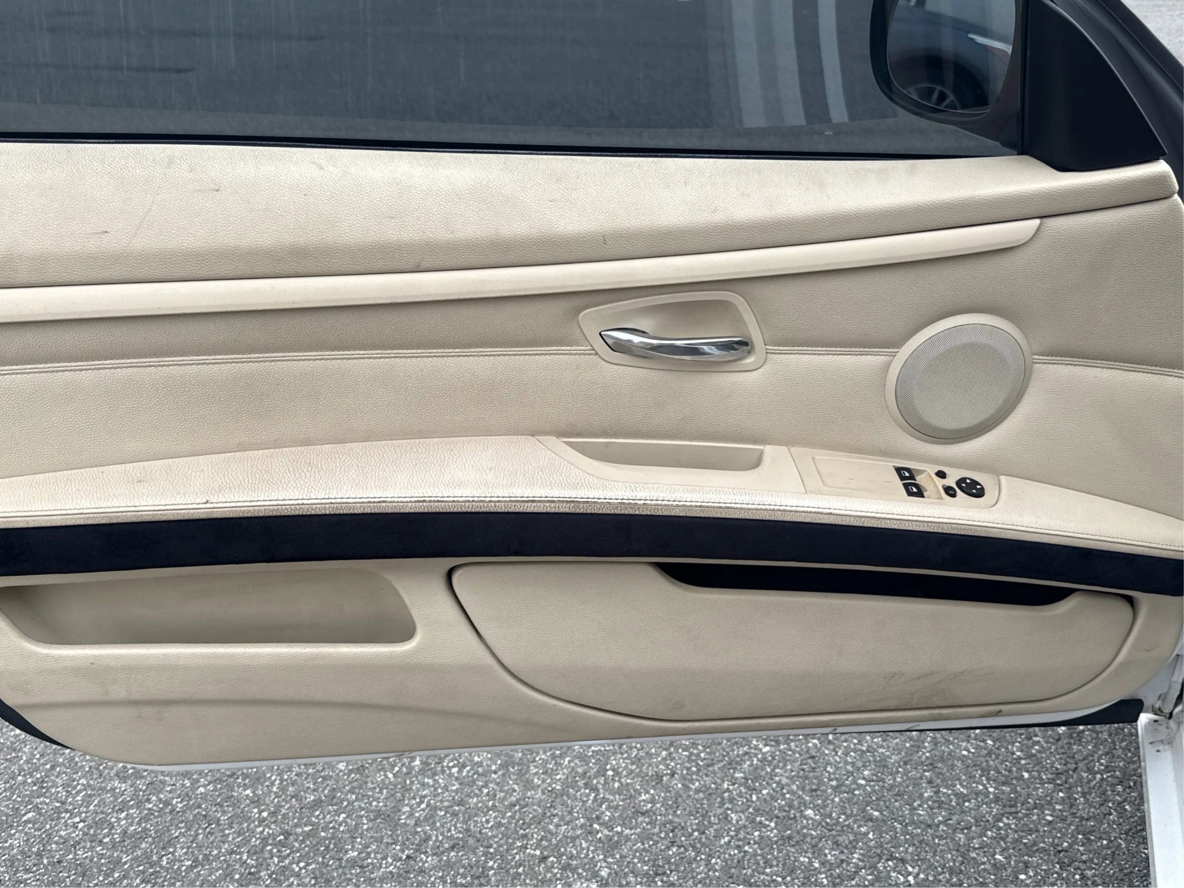 Used 2010 BMW 335i xDrive Coupe image 21