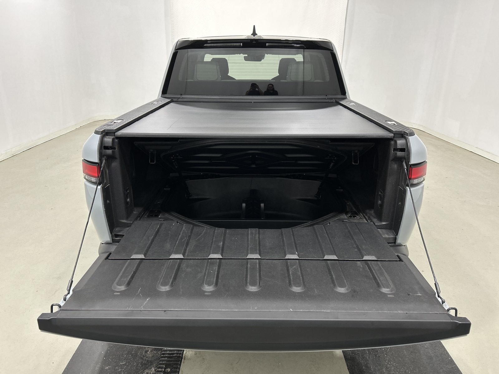 Used 2024 Rivian R1T Adventure Dual AWD/4WD image 15