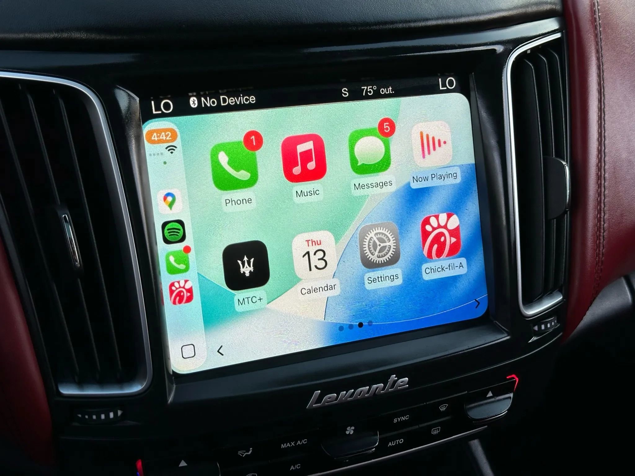 Used 2017 Maserati Levante w/ Sport Package image 40