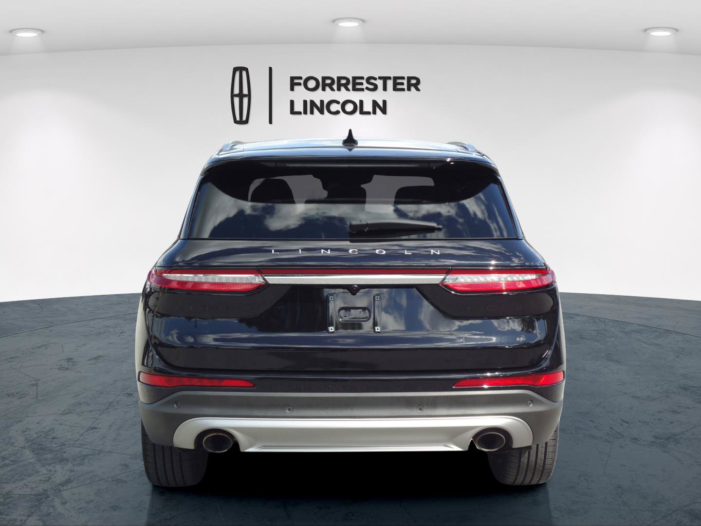 Certified 2023 Lincoln Corsair Reserve w/ Equipment Group 201A AWD/4WD image 4