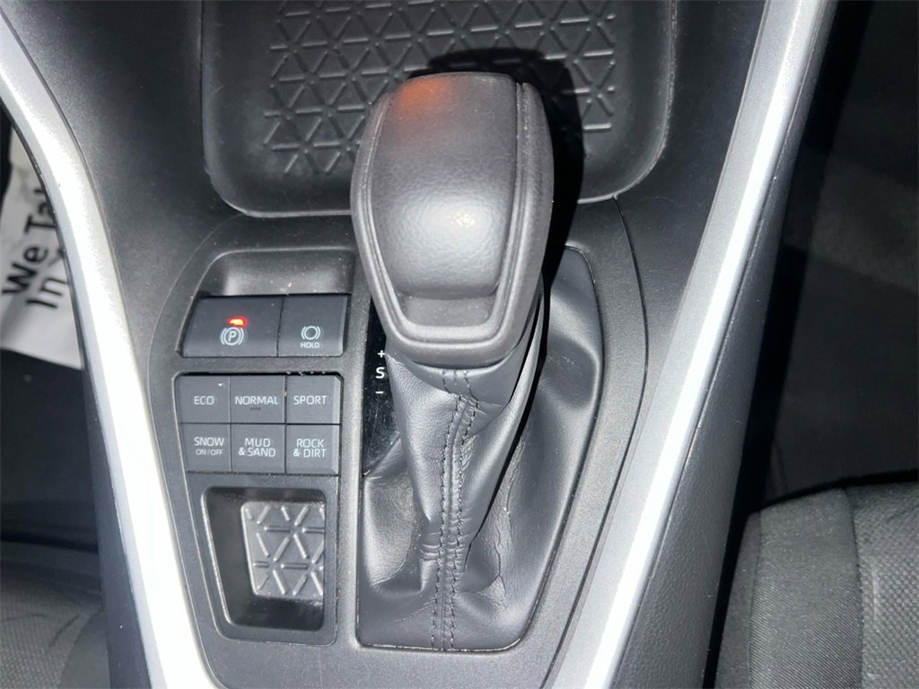 Used 2024 Toyota RAV4 XLE image 18