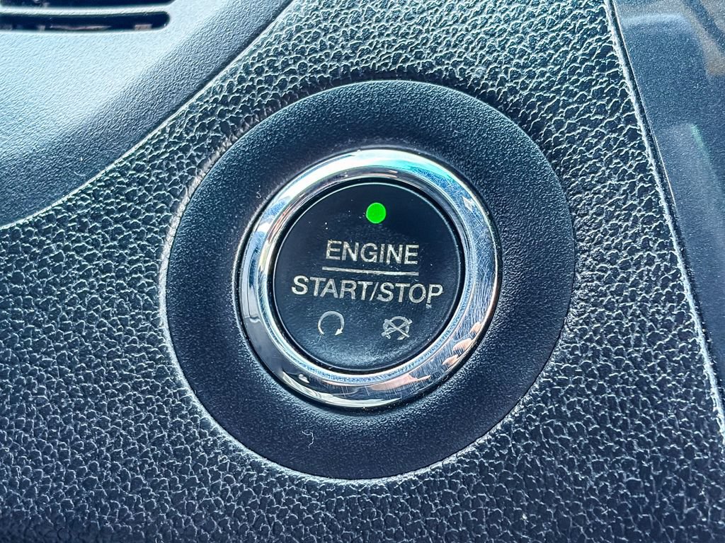 Used 2017 Ford Explorer XLT w/ Equipment Group 202A FWD image 24