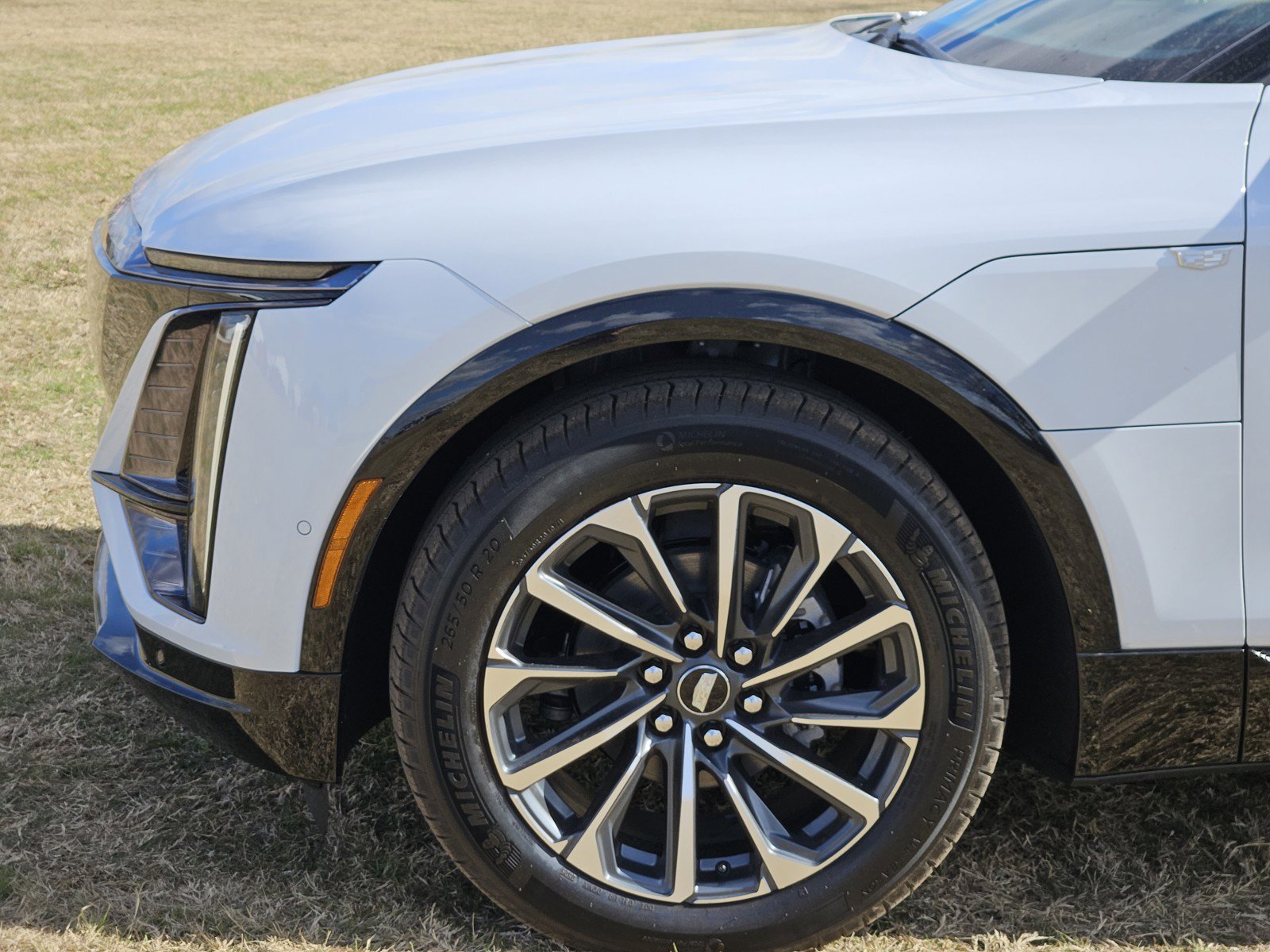 New 2026 Cadillac Lyriq Sport w/ LPO, Floor Liner Package image 6