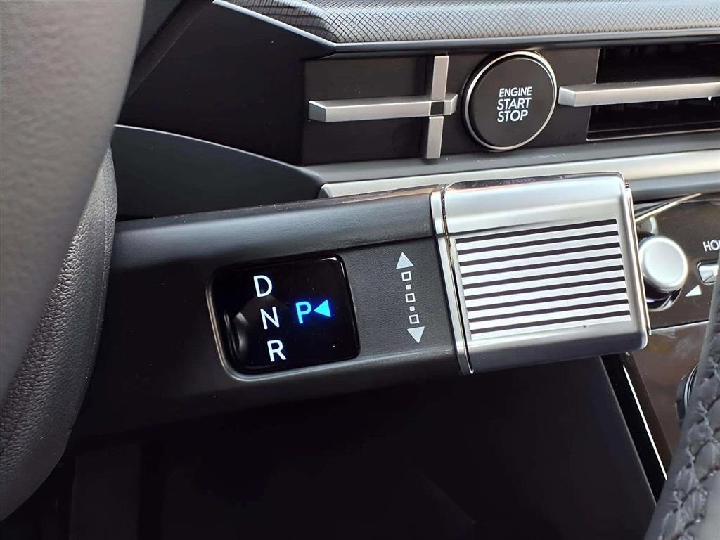 New 2026 Hyundai Santa Fe SE image 14