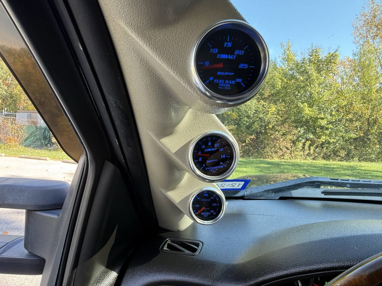 Used 2011 GMC Sierra 2500 Denali w/ Suspension Package, Off-Road image 19