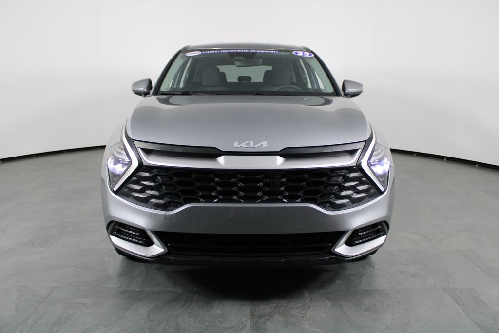 Used 2023 Kia Sportage LX image 11