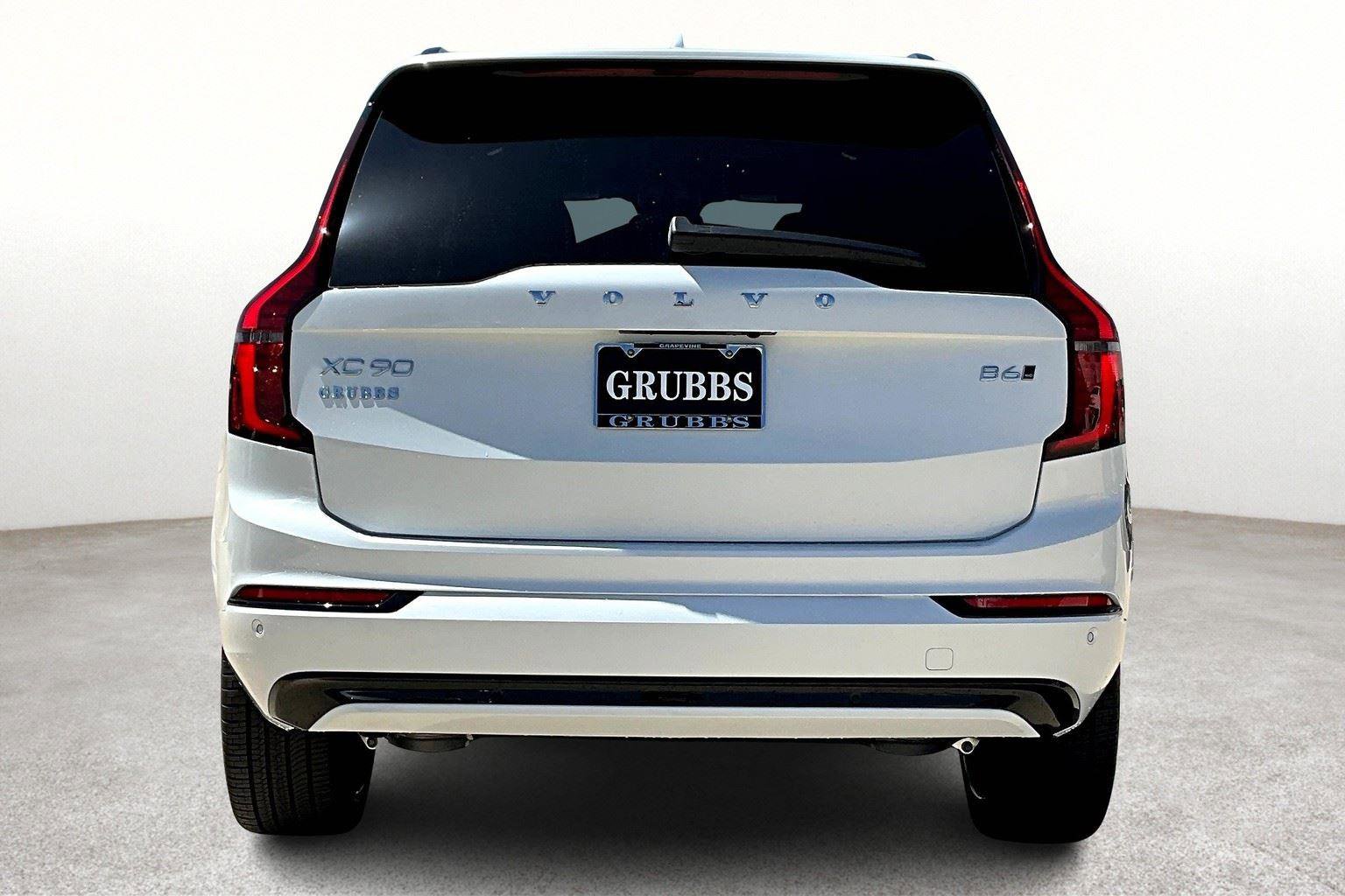 New 2026 Volvo XC90 B6 Ultra w/ Protection Package image 6