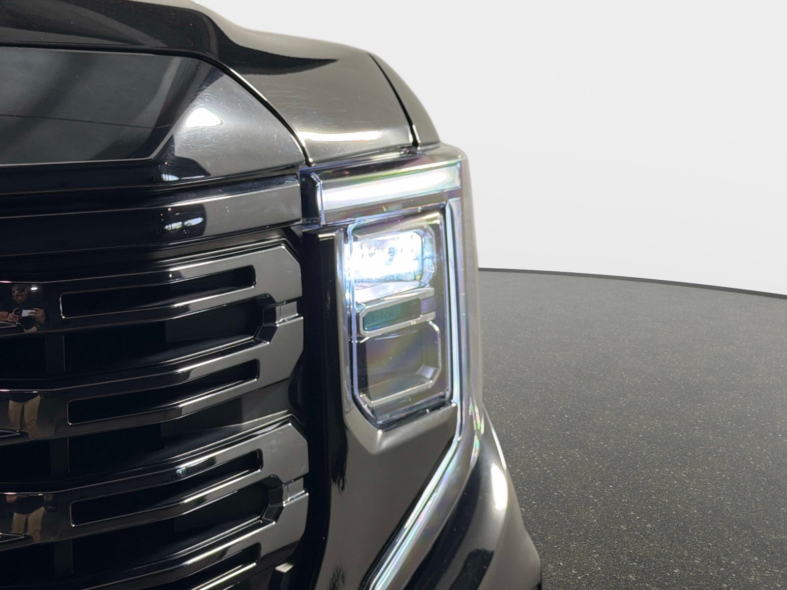 Used 2024 GMC Sierra 1500 Denali Ultimate AWD/4WD image 10
