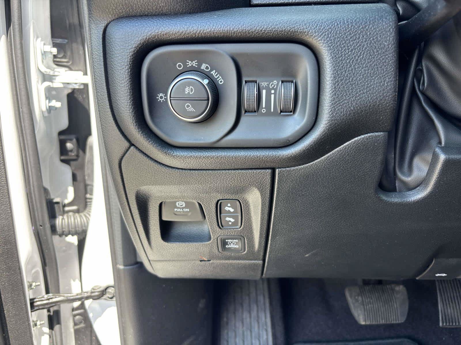 Used 2026 RAM 1500 Big Horn AWD/4WD image 18
