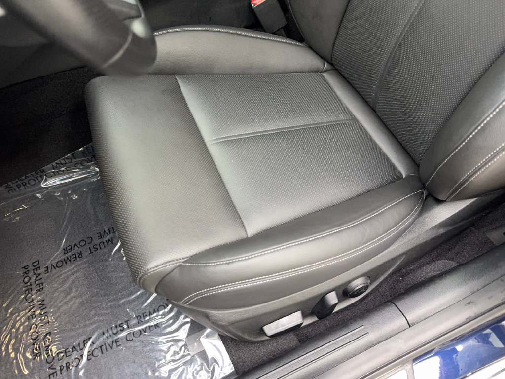 Used 2026 Genesis G70 2.5T RWD image 30