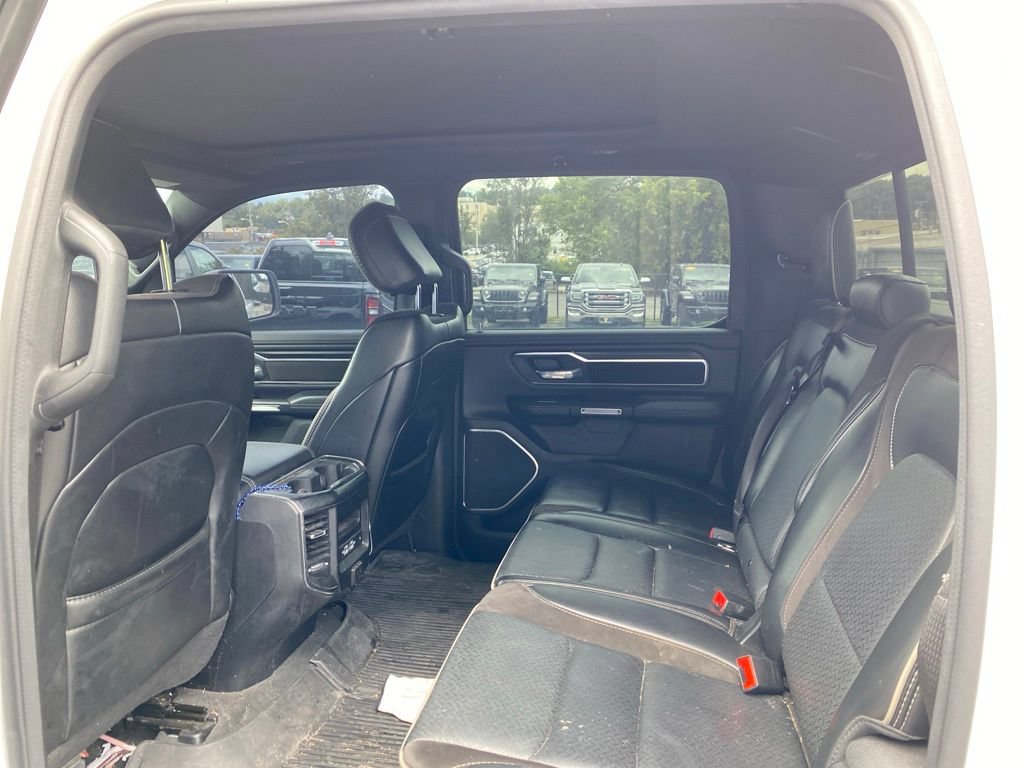 Used 2024 RAM 1500 Laramie AWD/4WD image 10
