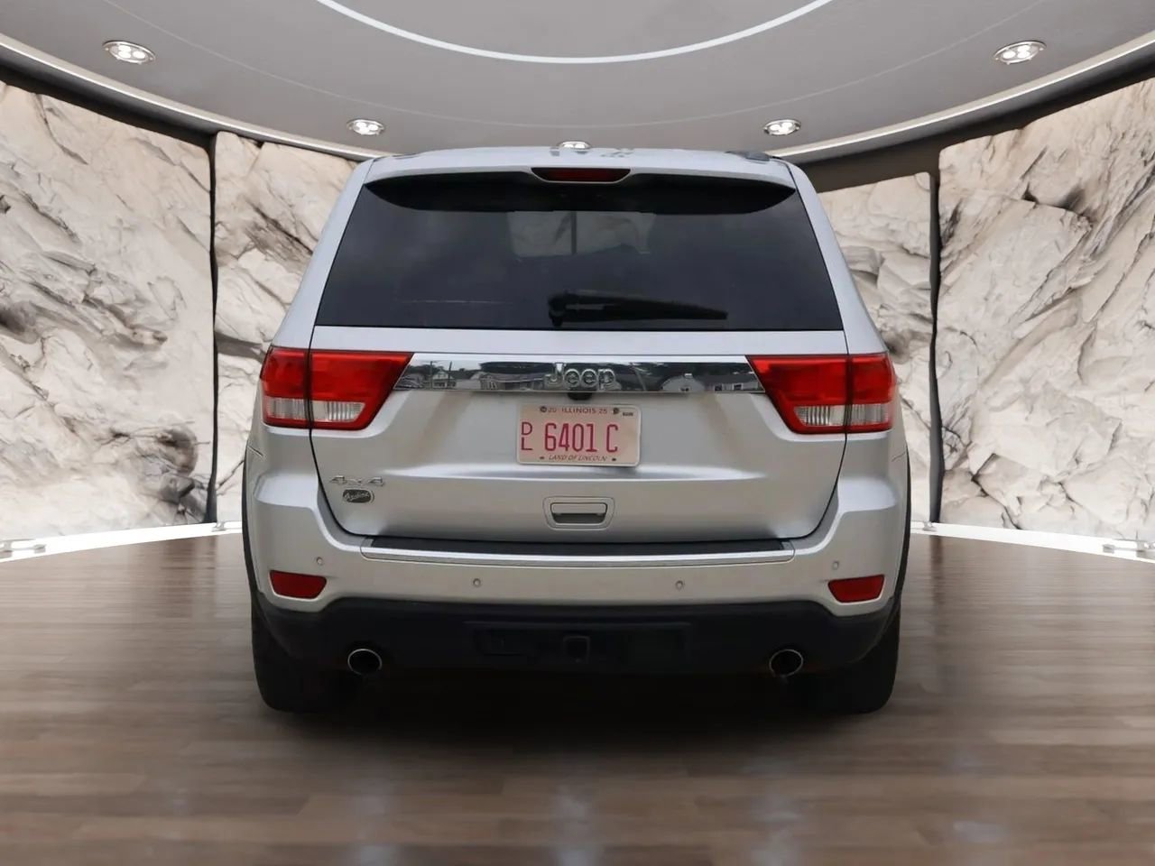 Used 2012 Jeep Grand Cherokee Overland image 6