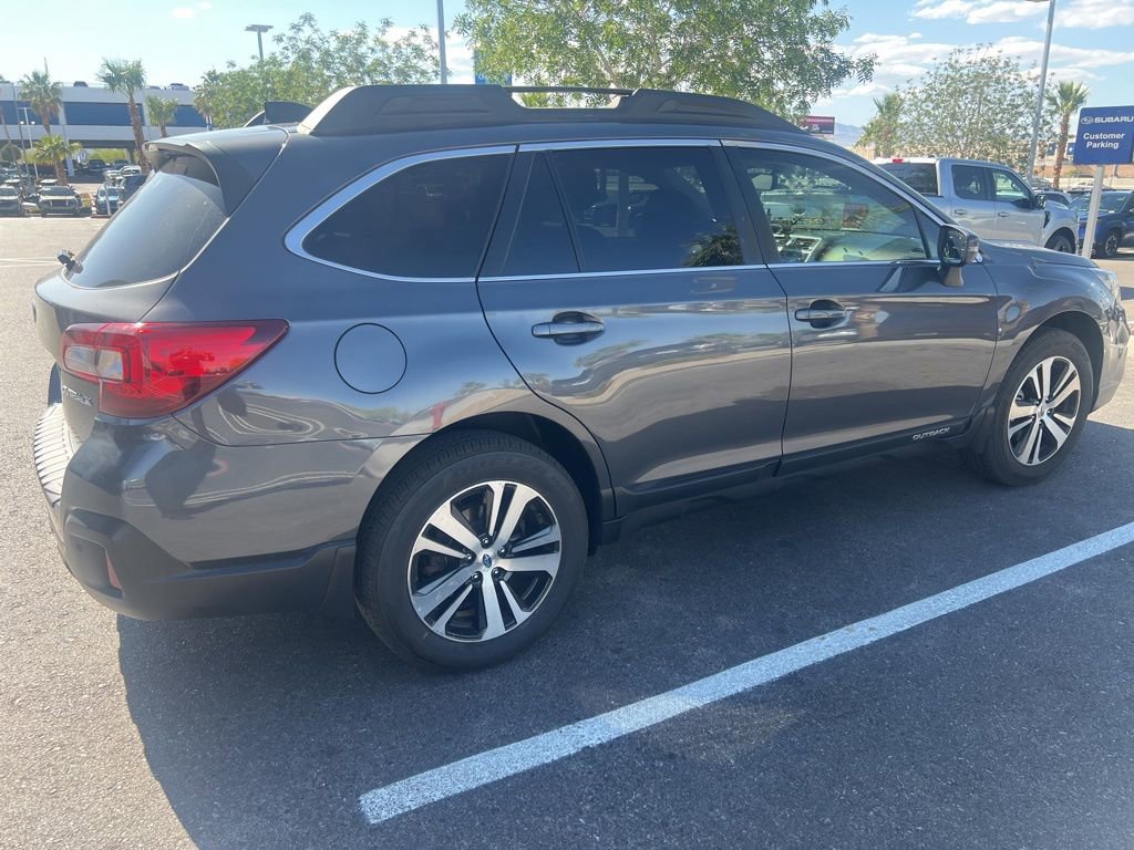 Used 2019 Subaru Outback 2.5i Limited AWD/4WD image 9