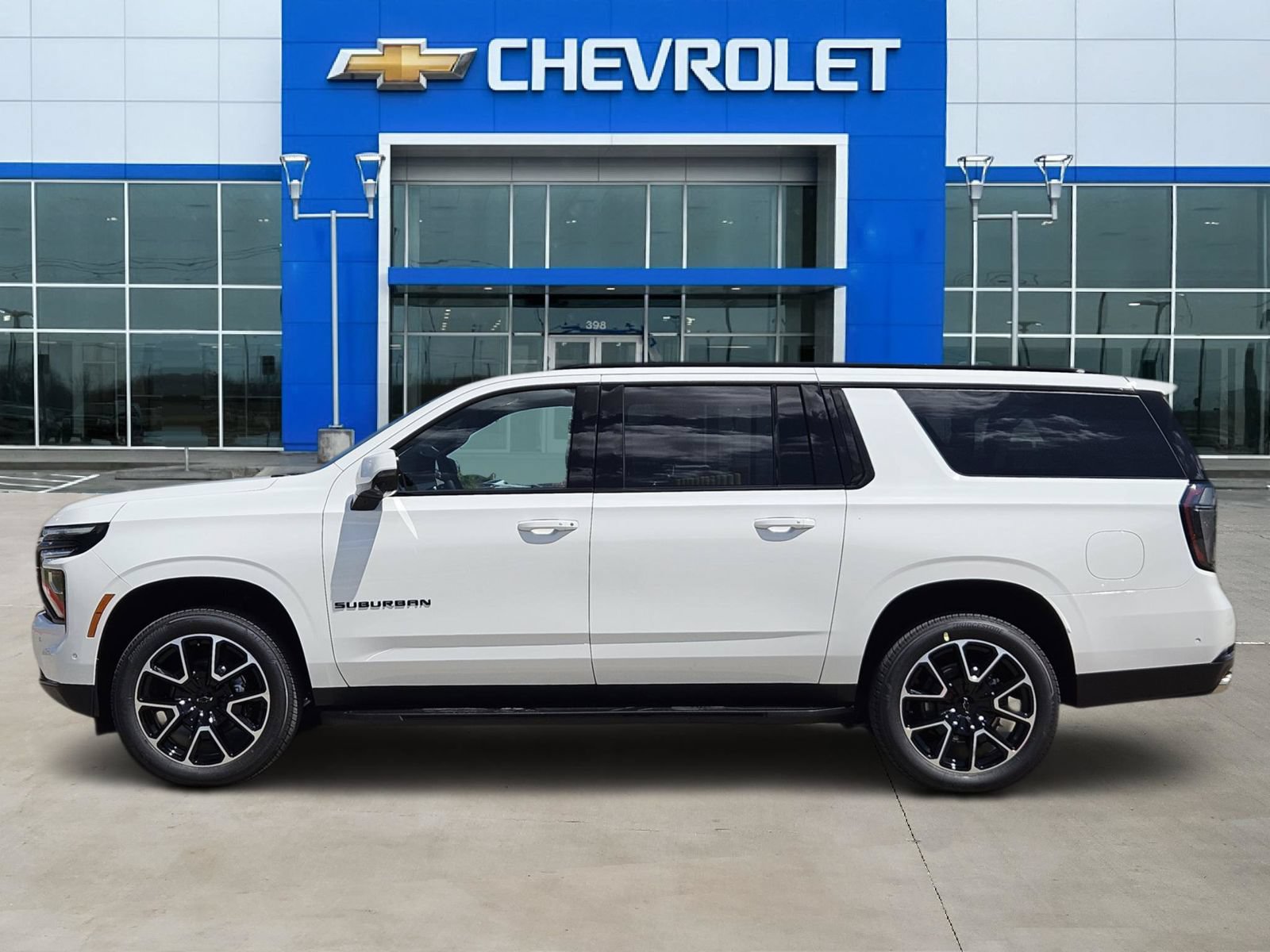 New 2026 Chevrolet Suburban RST AWD/4WD image 3