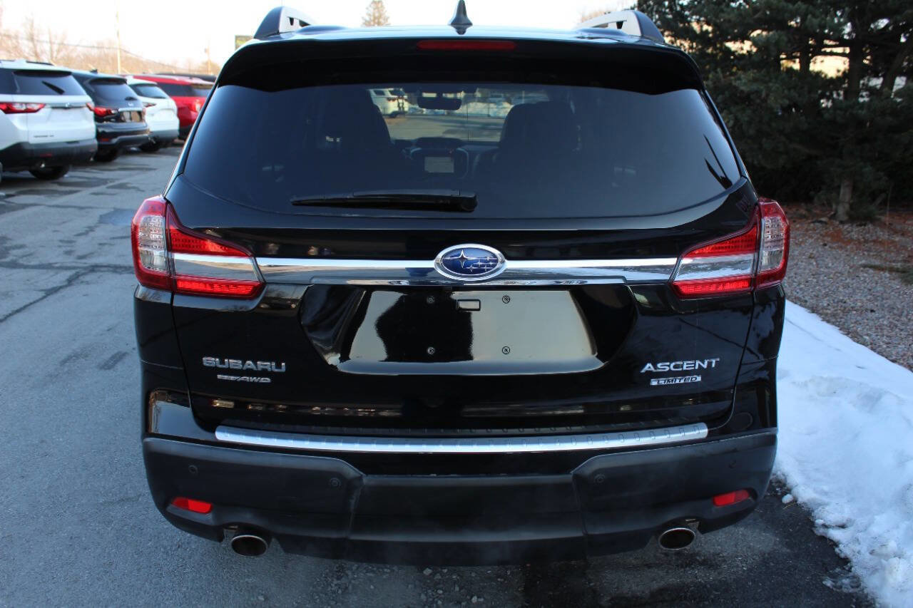 Used 2022 Subaru Ascent Limited w/ Technology Package image 7