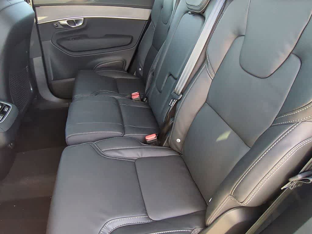 Used 2026 Volvo XC90 B6 Ultra w/ Protection Package AWD/4WD image 18