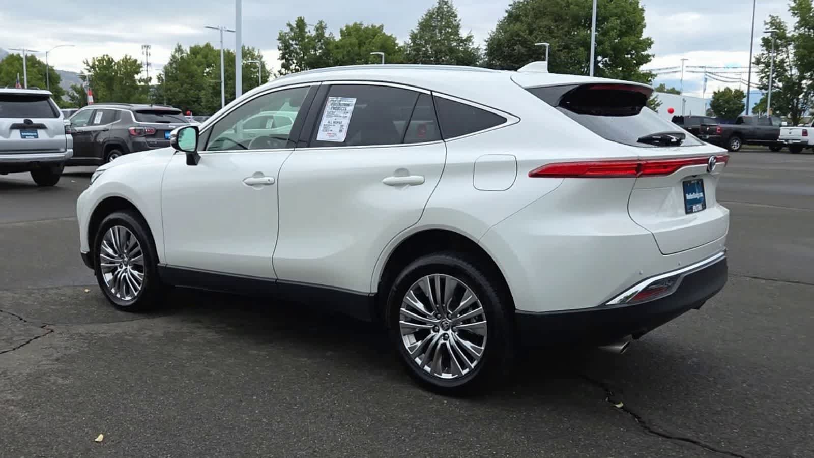 Used 2021 Toyota Venza Limited w/ Advanced Technology Package AWD/4WD image 6