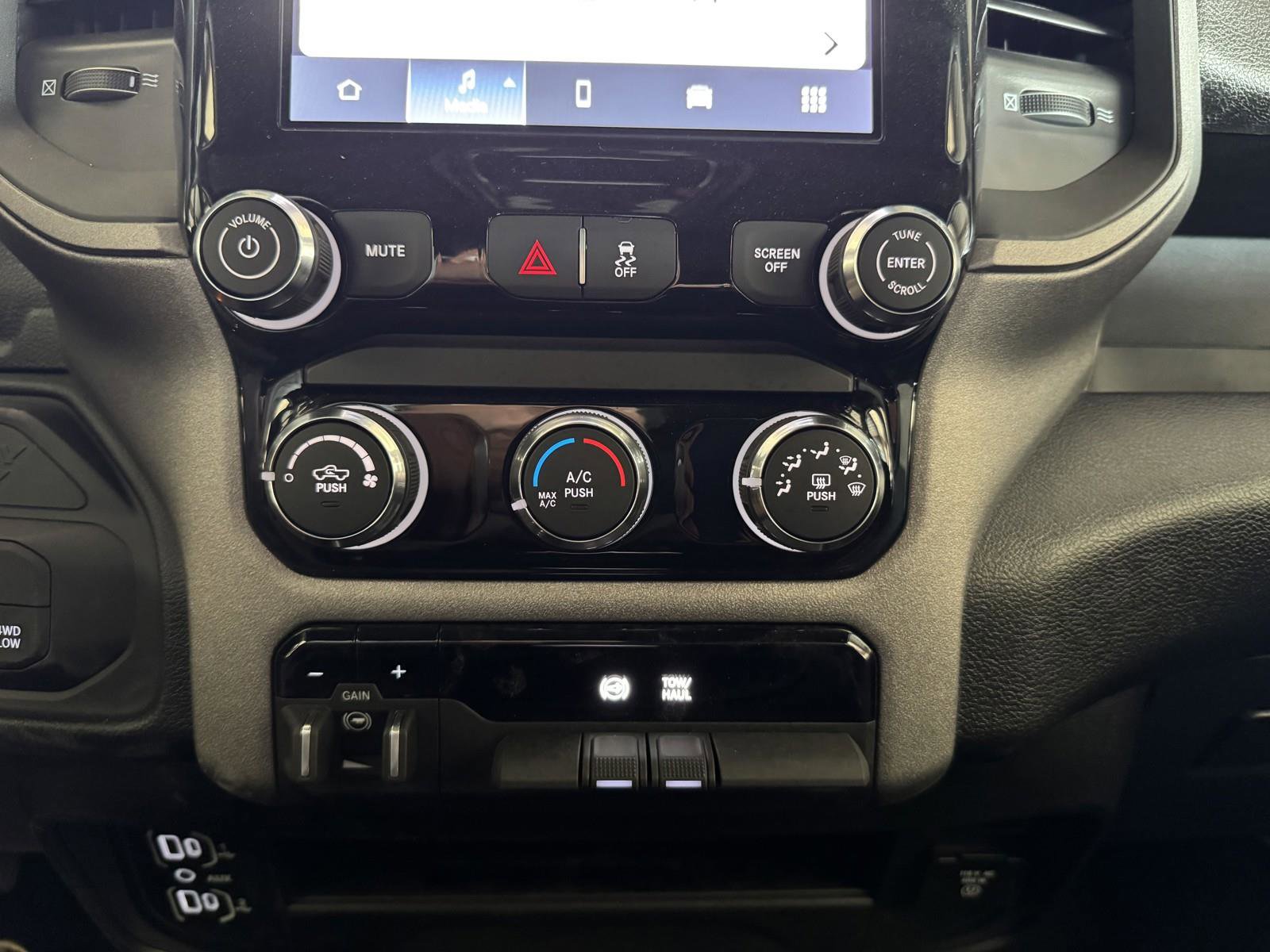 New 2026 RAM 2500 Tradesman w/ Chrome Appearance Group image 13