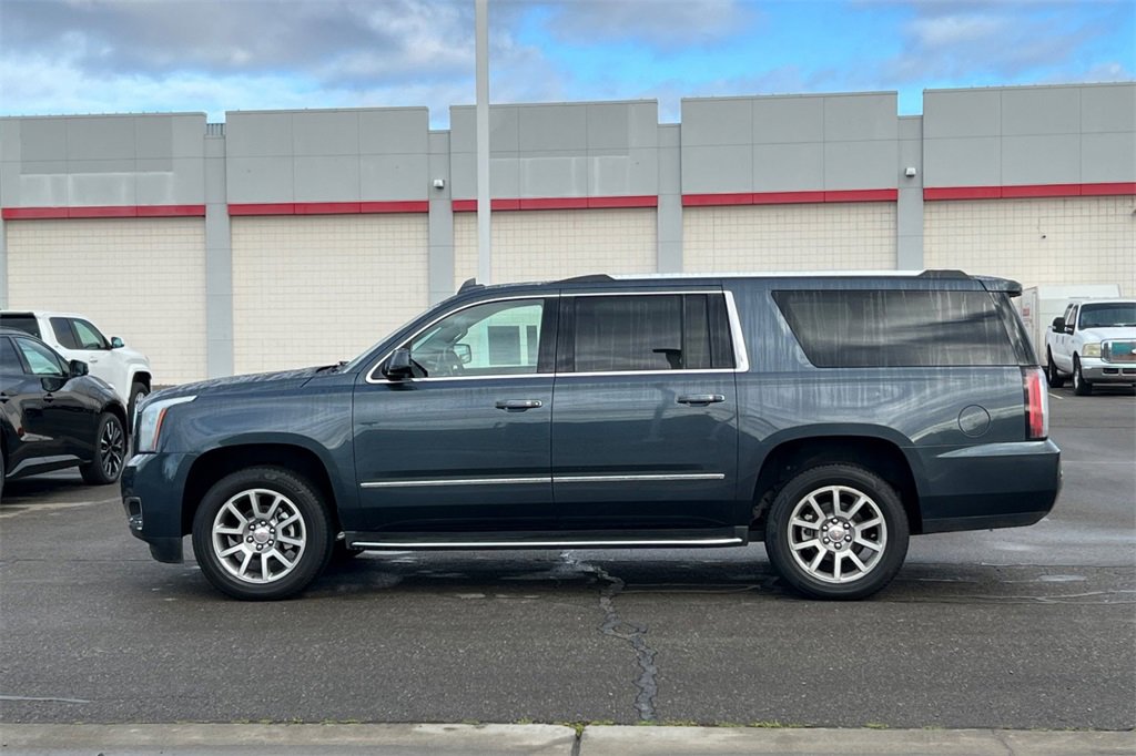 Used 2019 GMC Yukon XL Denali image 9