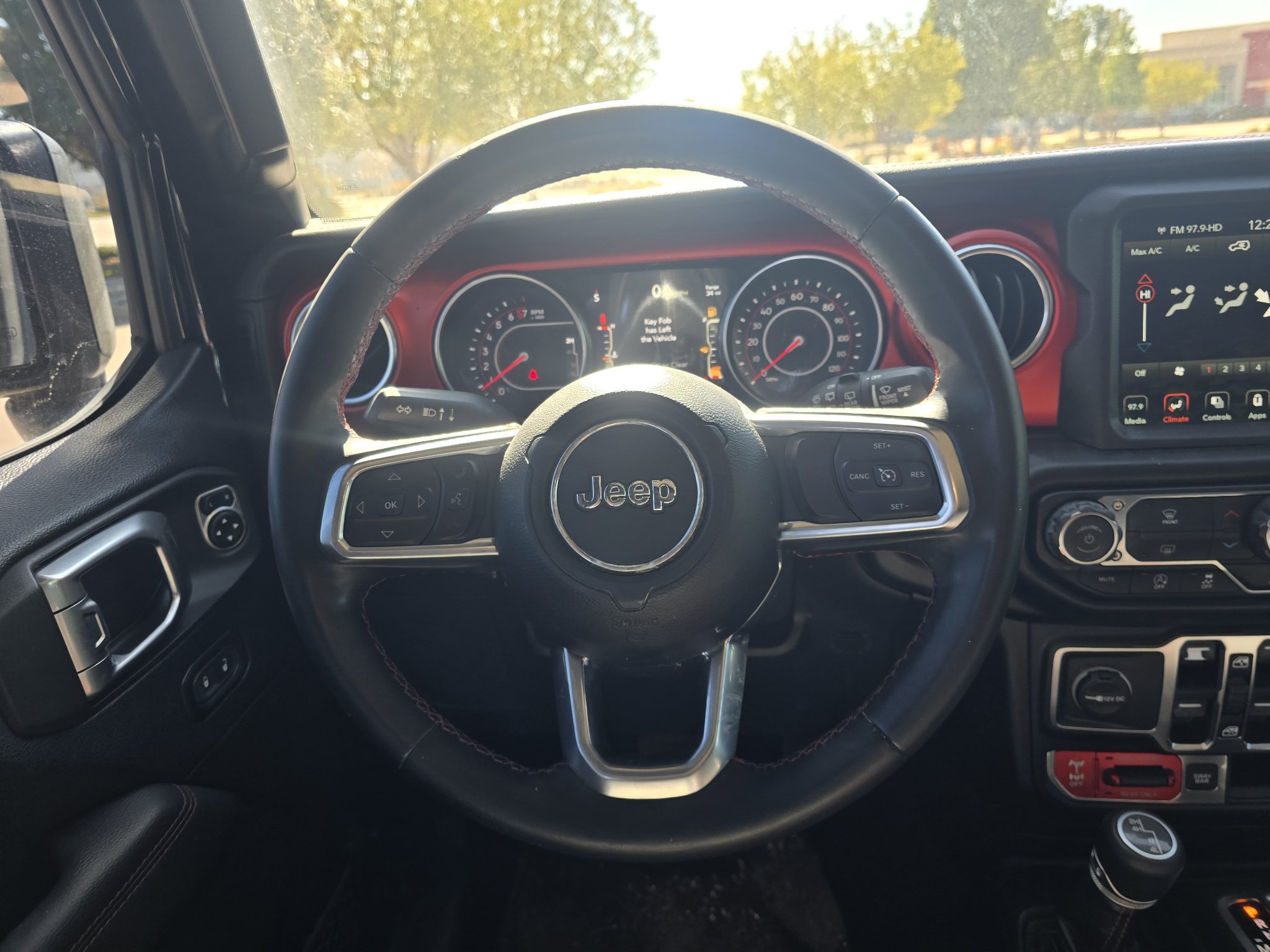 Used 2020 Jeep Wrangler Unlimited Rubicon AWD/4WD image 28