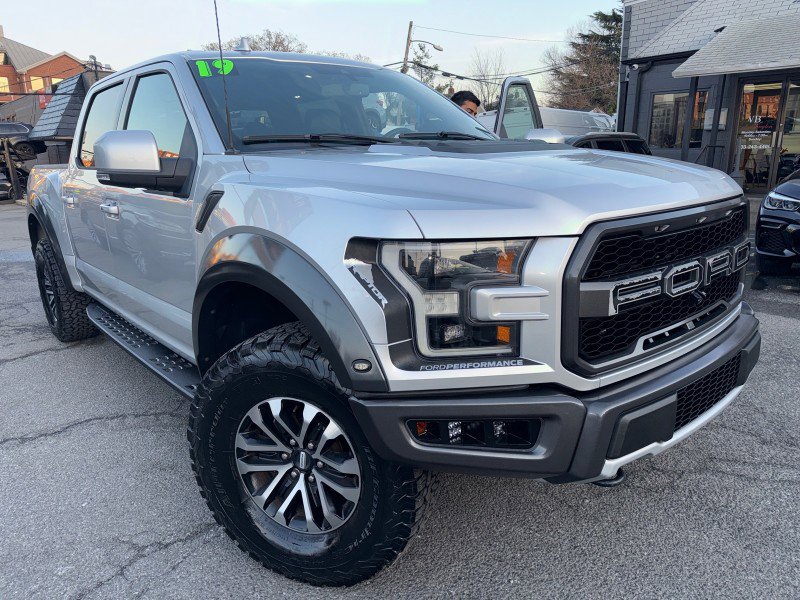Used 2019 Ford F150 Raptor w/ Equipment Group 802A Luxury image 3