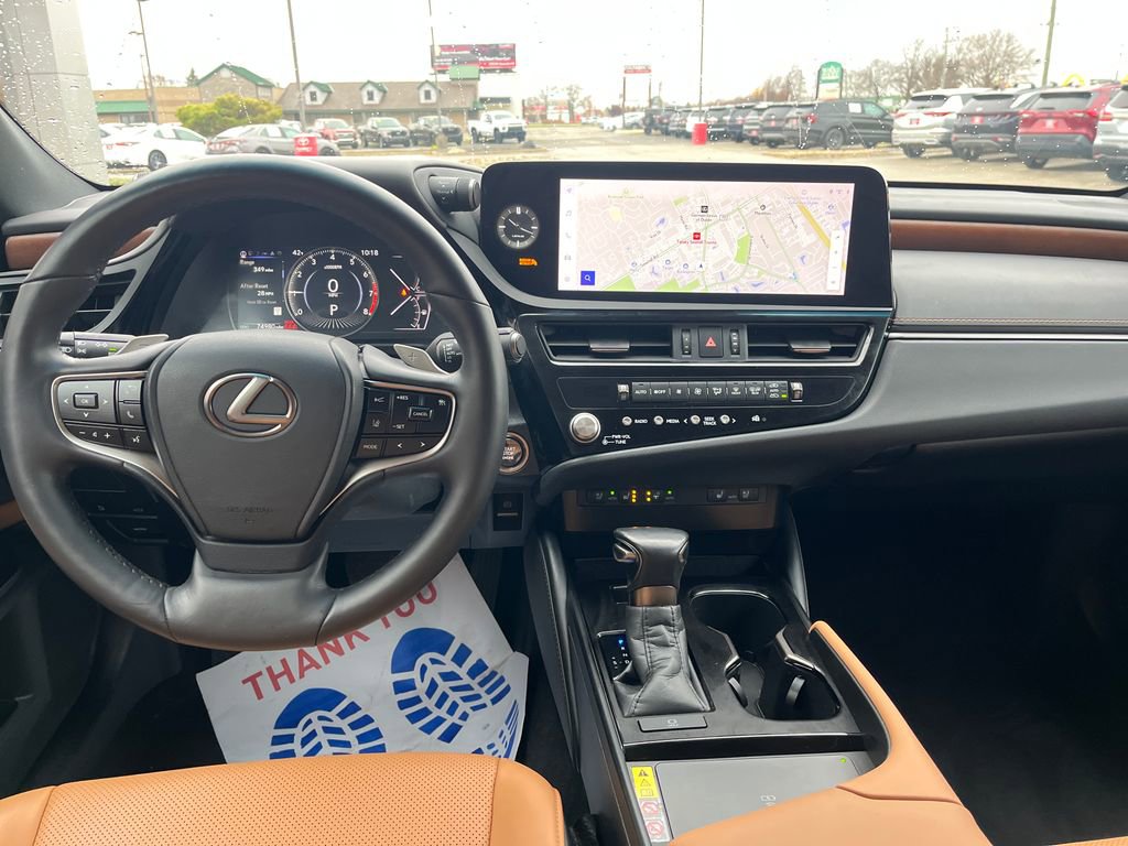 Used 2024 Lexus ES 350 350 image 13