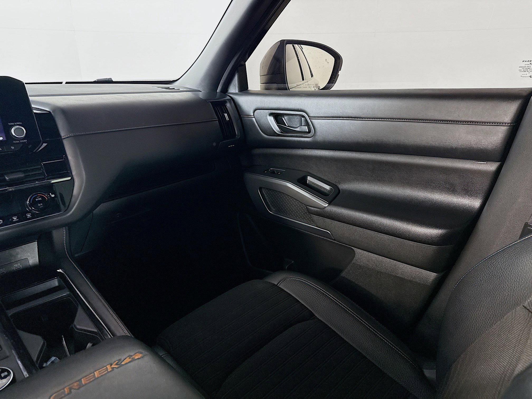 Used 2023 Nissan Pathfinder Rock Creek image 27