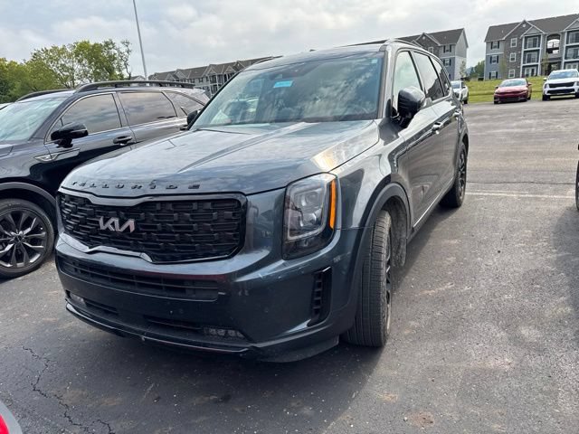 Used 2022 Kia Telluride SX w/ SX Prestige Package AWD/4WD image 2
