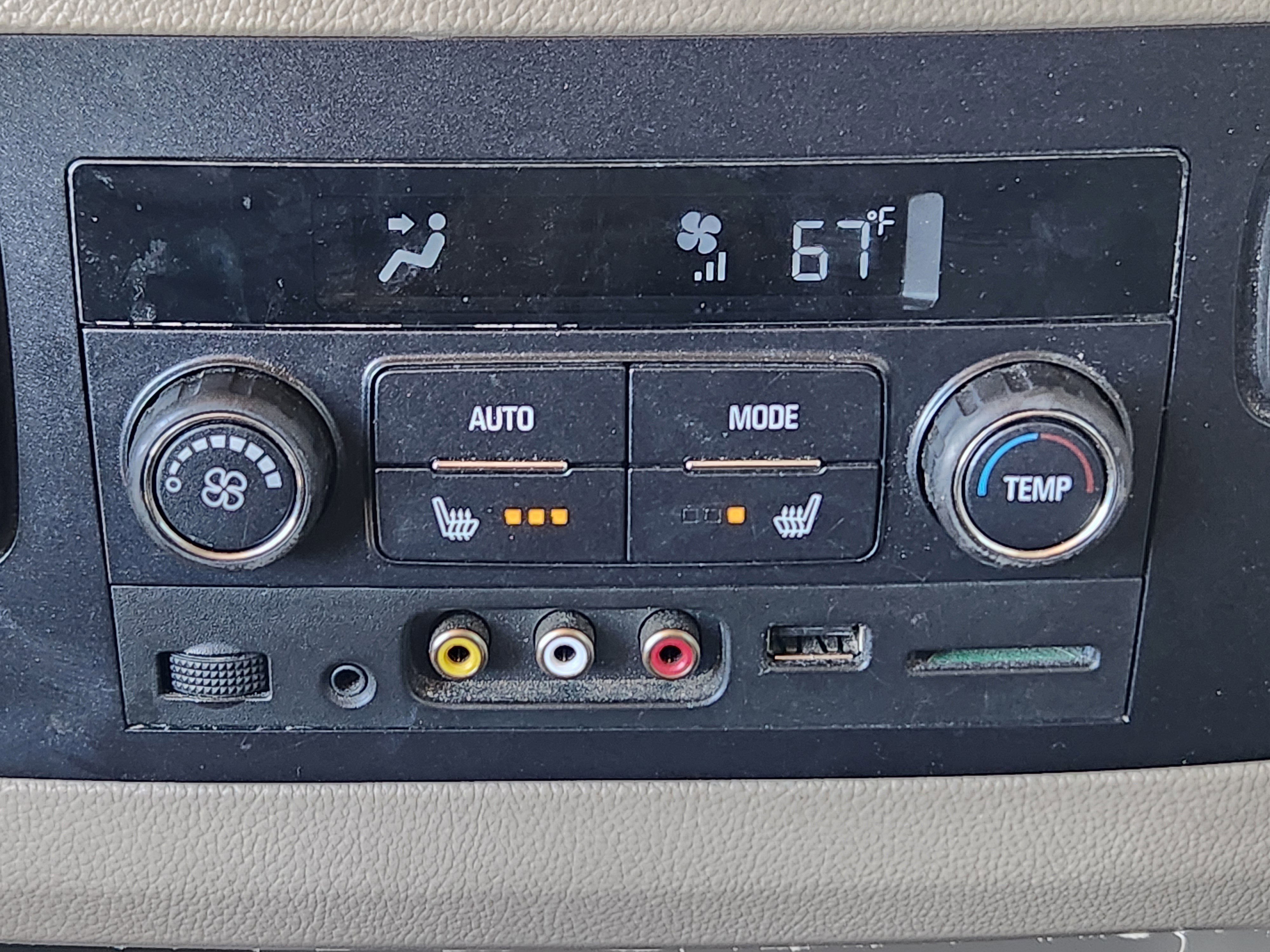 Used 2015 GMC Yukon XL Denali image 15