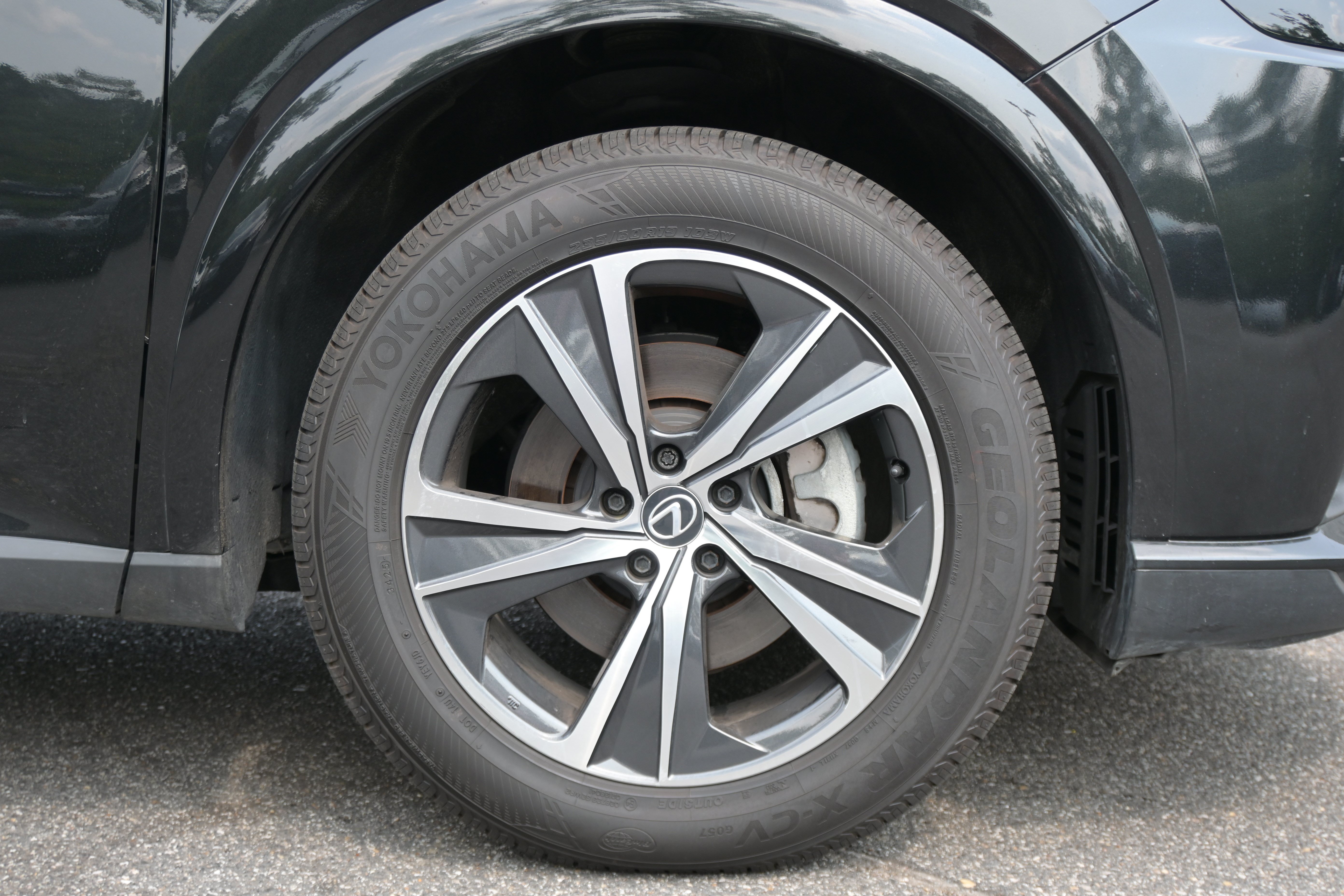 Used 2024 Lexus RX 350 Premium w/ Convenience Package FWD image 13