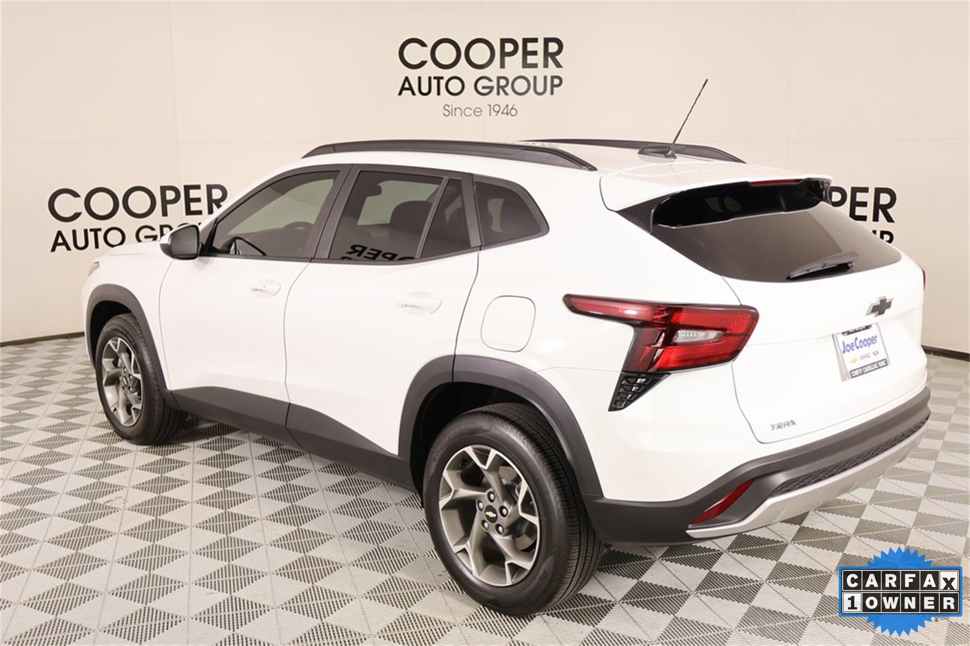 Used 2025 Chevrolet Trax LT w/ LT Convenience Package image 22