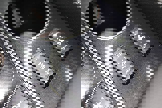 Used 2016 Nissan Maxima 3.5 SV image 13