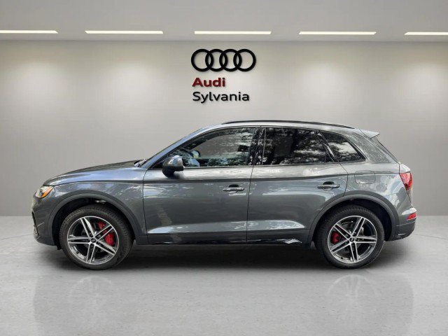 Certified 2025 Audi Q5 e Premium Plus w/ Premium Plus Package AWD/4WD image 4