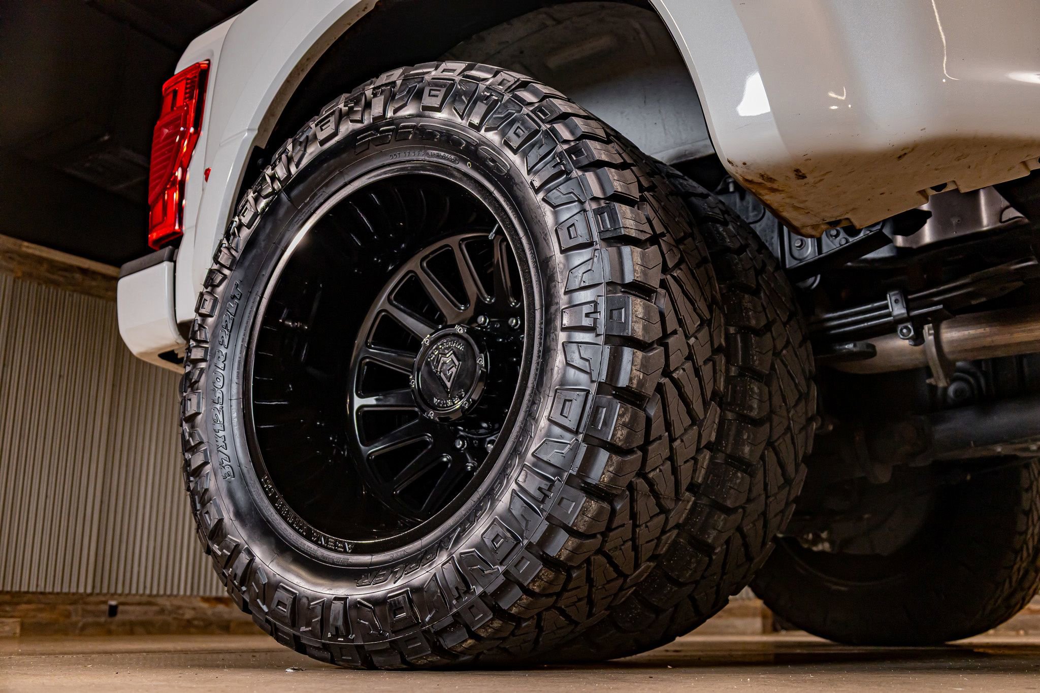 Used 2020 Ford F450 Platinum w/ FX4 Off-Road Package image 12