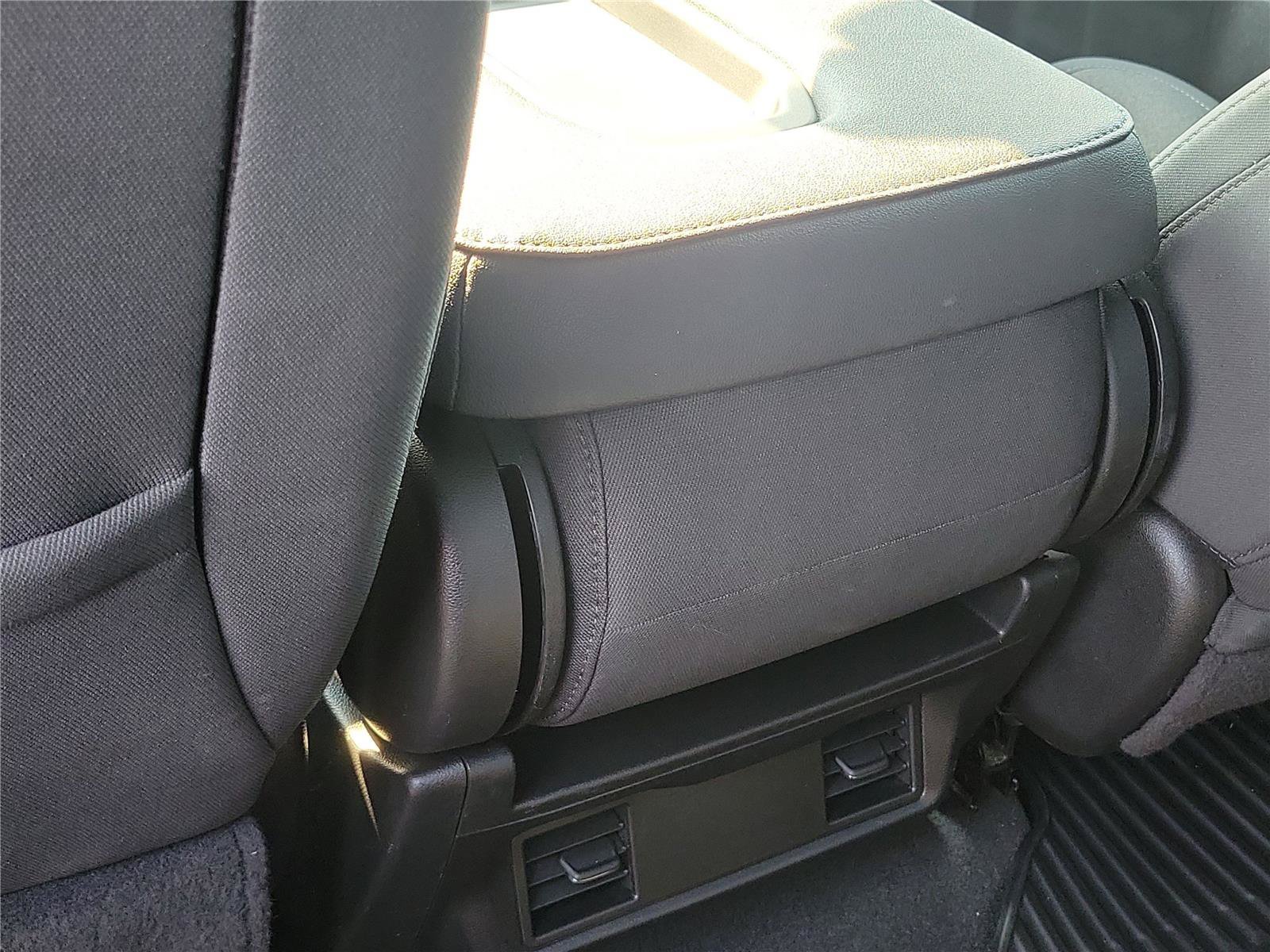 Used 2022 Chevrolet Silverado 1500 Custom AWD/4WD image 12