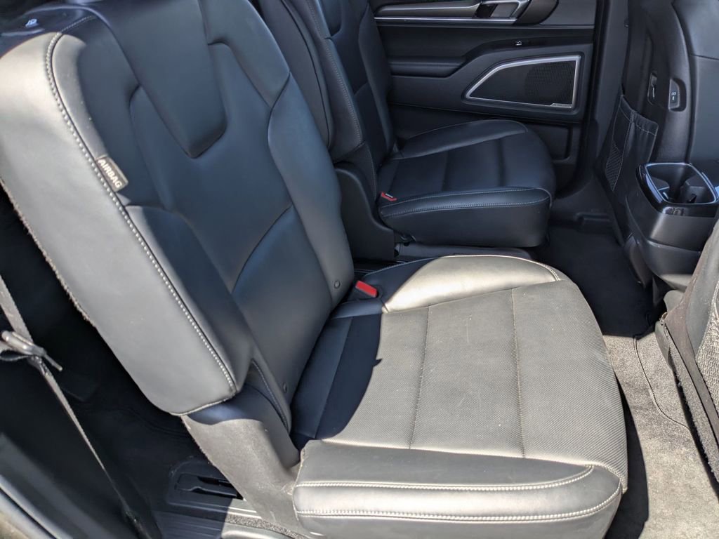 Used 2025 Kia Telluride S AWD/4WD image 32