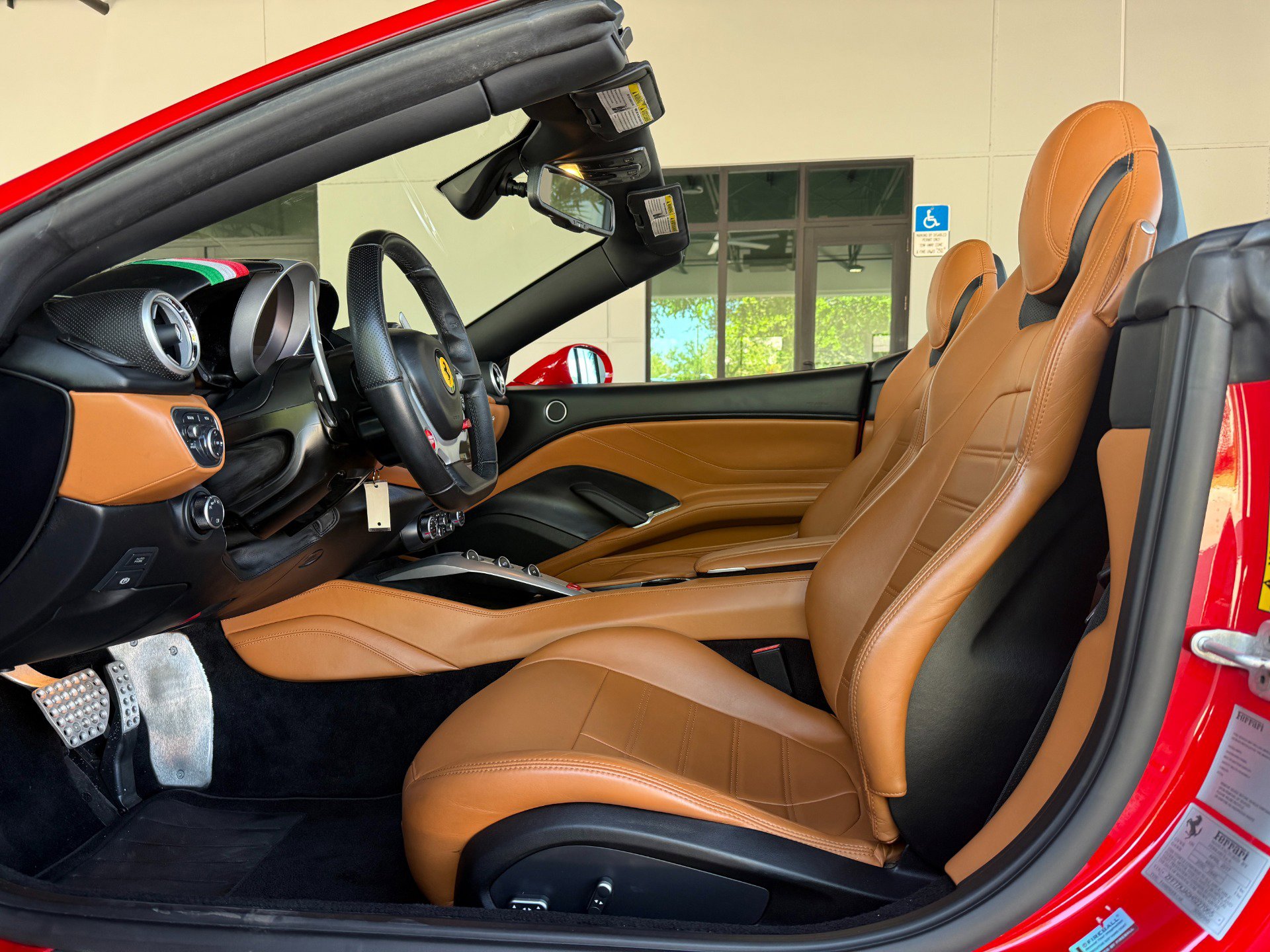 Used 2017 Ferrari California T RWD image 25