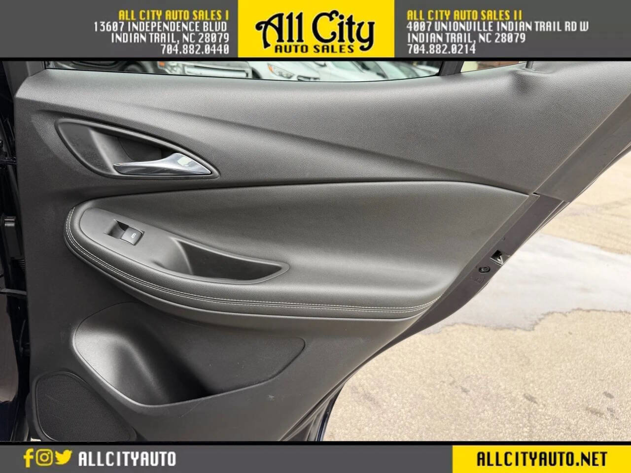 Used 2021 Buick Encore GX Preferred w/ Cold Weather Comfort Package FWD image 29