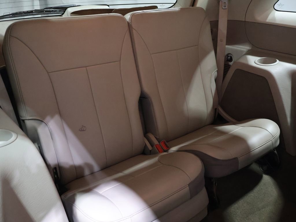 Used 2007 Chrysler Pacifica Touring image 20