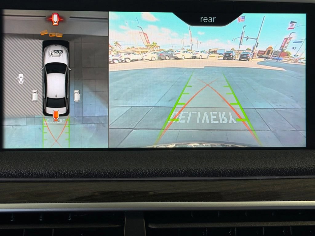 Used 2016 BMW 750i RWD image 31