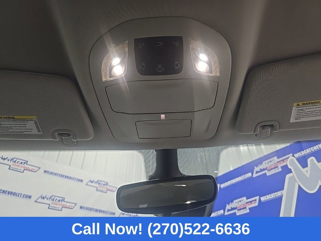Used 2024 Chrysler Pacifica Touring-L image 31