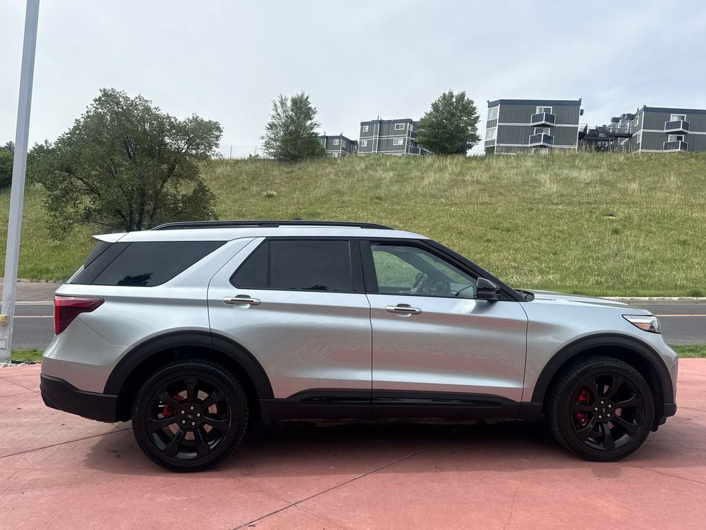 Certified 2024 Ford Explorer ST w/ Equipment Group 401A AWD/4WD image 10