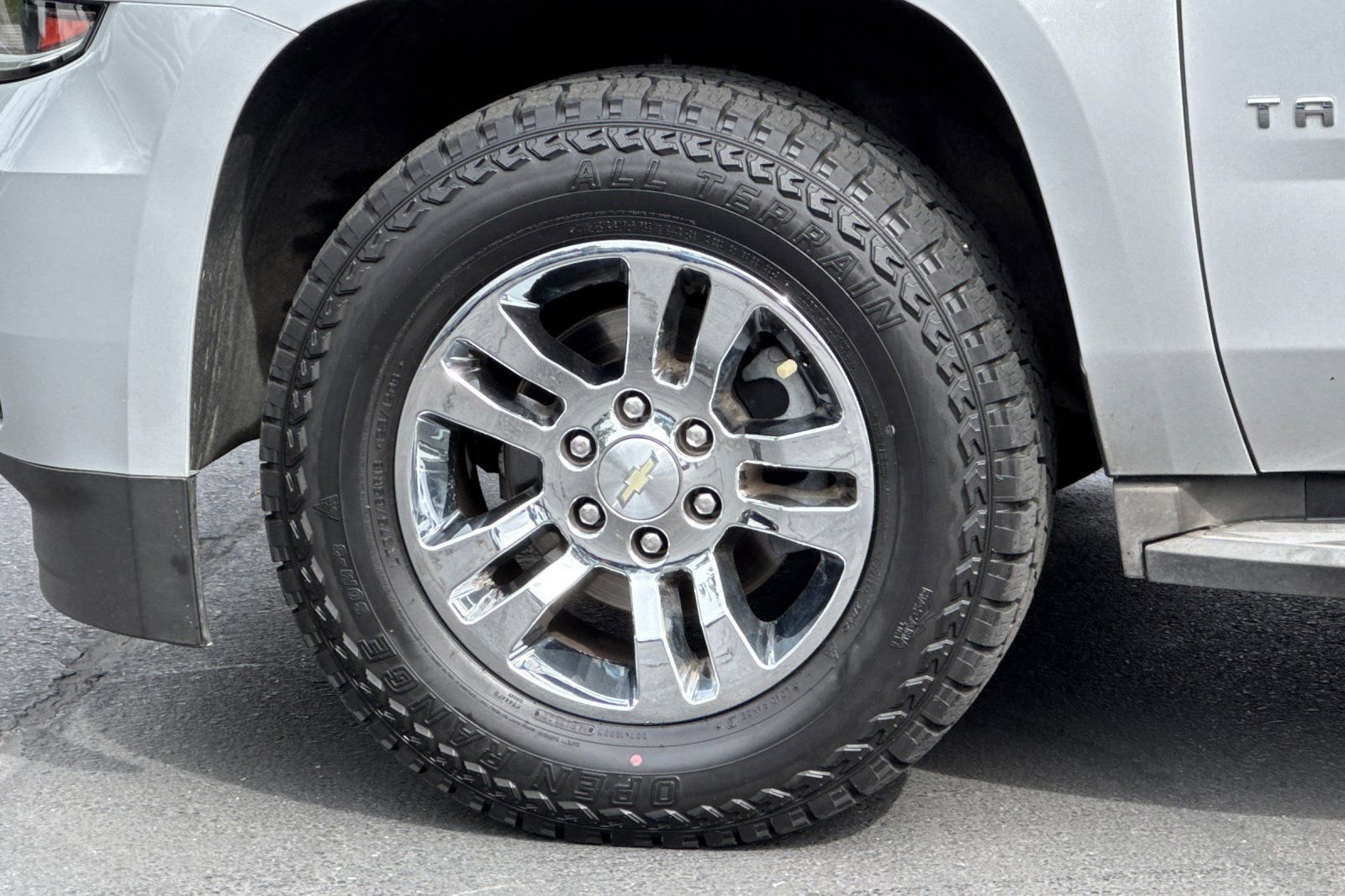 Used 2017 Chevrolet Tahoe LT image 33